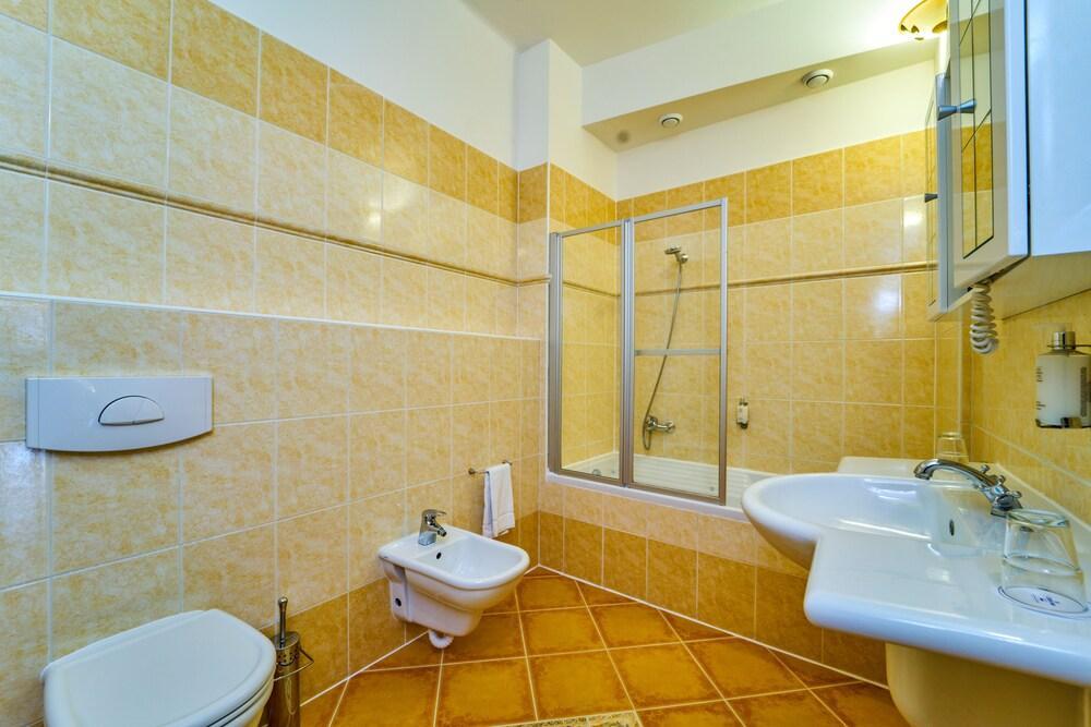 Josephine Old Town Square Hotel - Czech Leading Hotels Prague Exterior photo