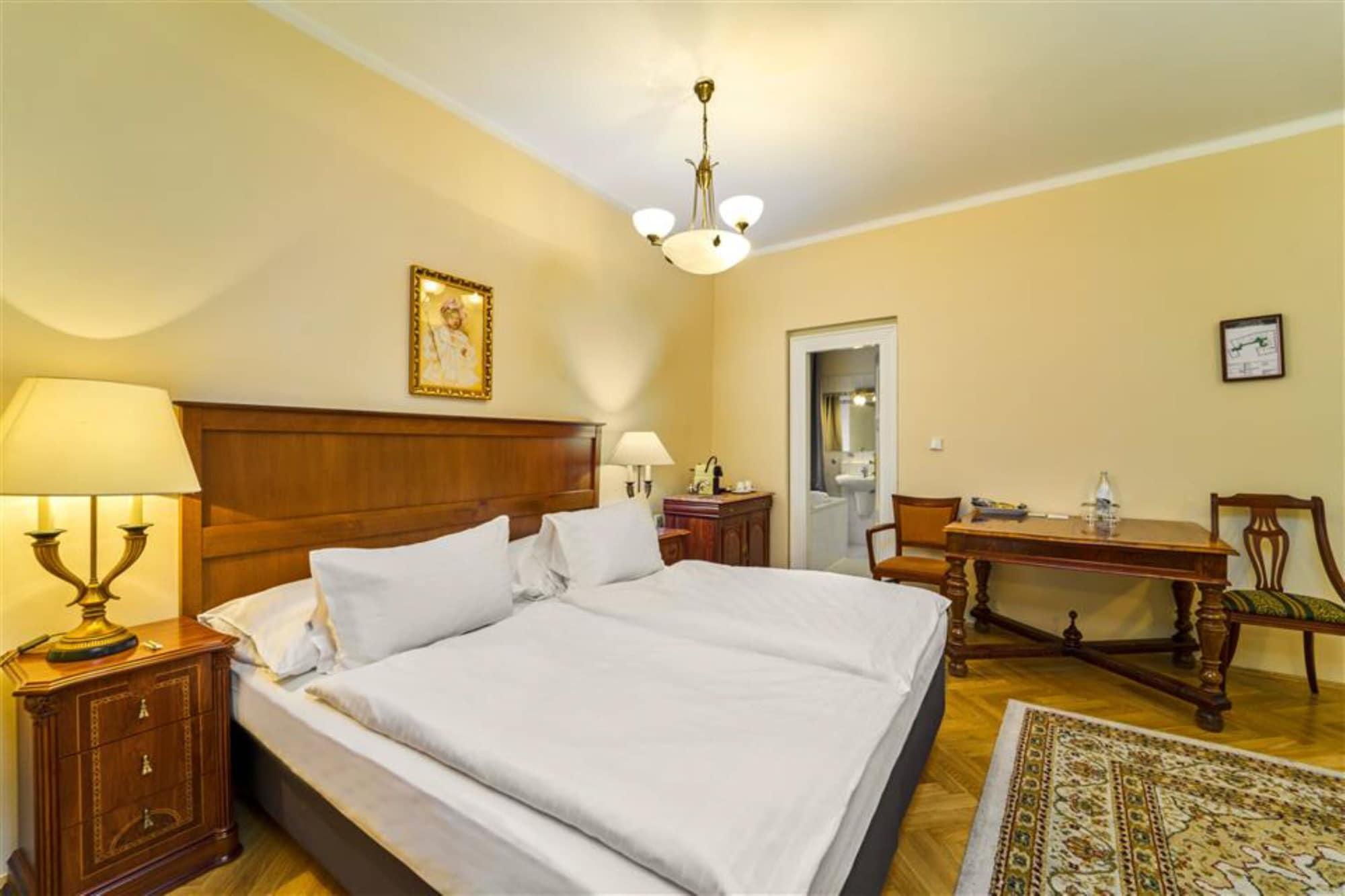 Josephine Old Town Square Hotel - Czech Leading Hotels Prague Exterior photo