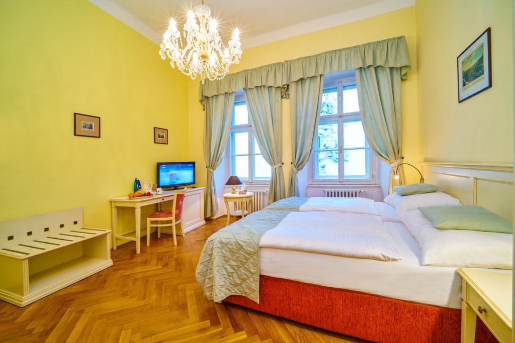Josephine Old Town Square Hotel - Czech Leading Hotels Prague Exterior photo