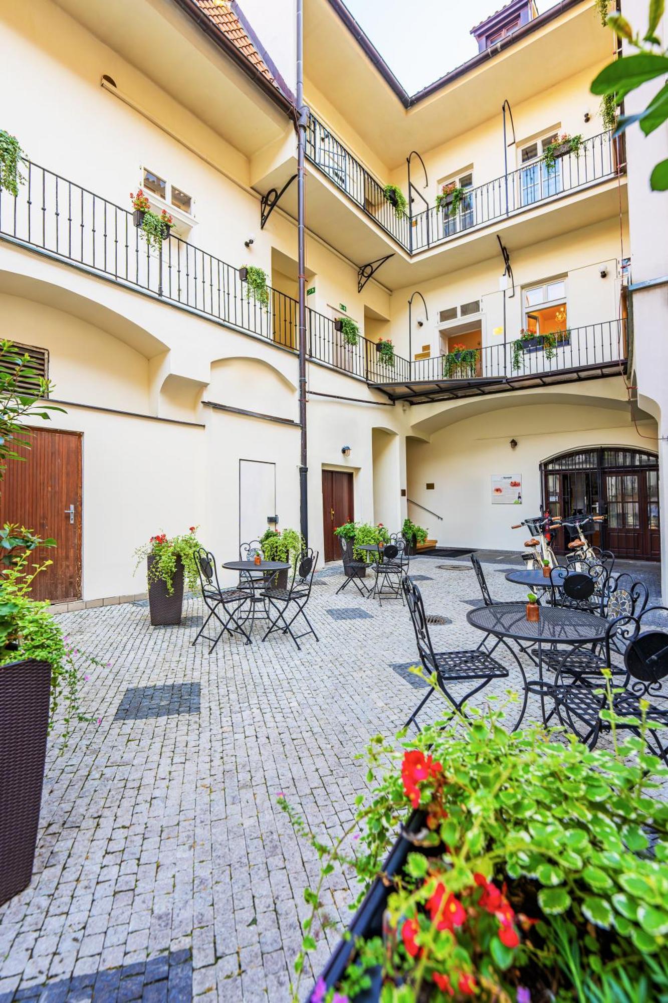 Josephine Old Town Square Hotel - Czech Leading Hotels Prague Exterior photo