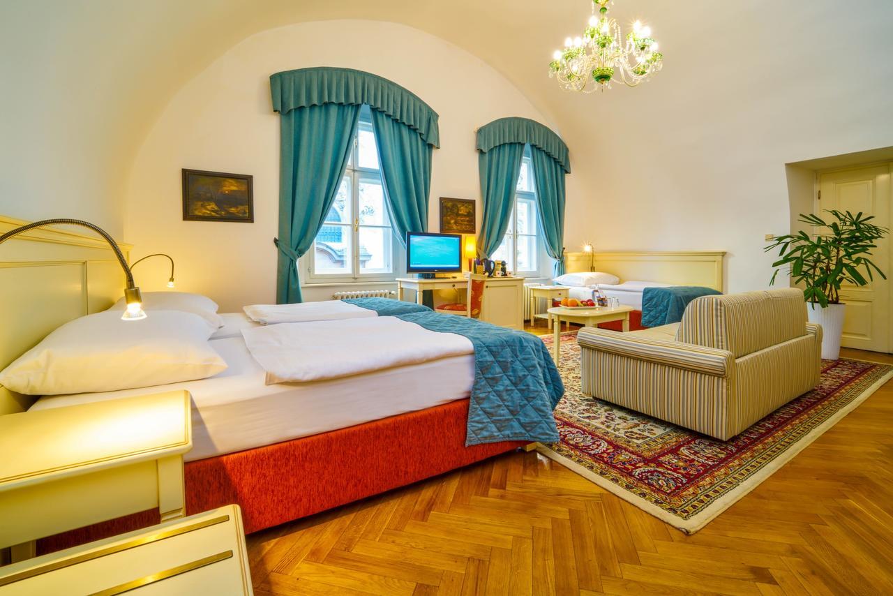 Josephine Old Town Square Hotel - Czech Leading Hotels Prague Exterior photo
