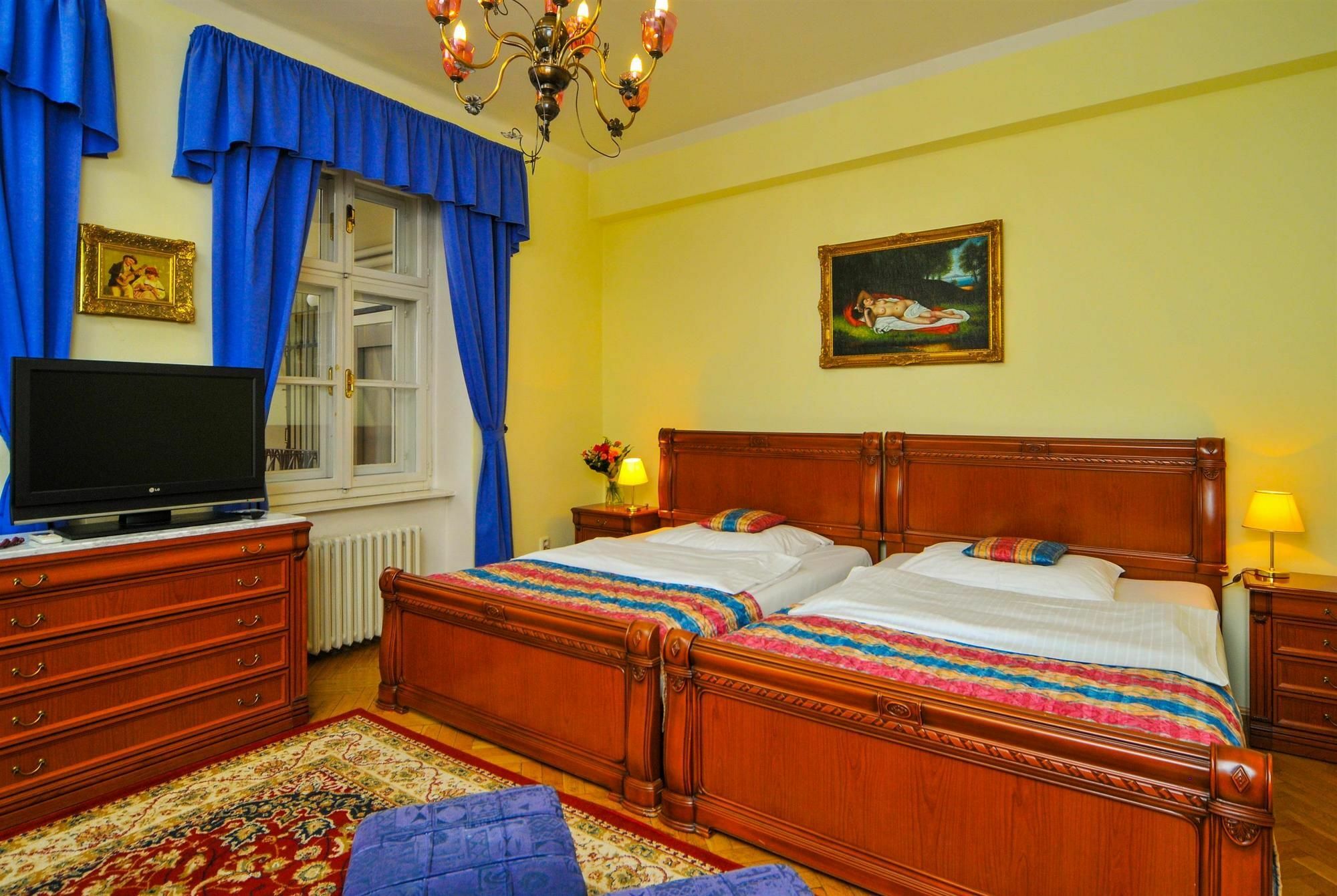 Josephine Old Town Square Hotel - Czech Leading Hotels Prague Exterior photo